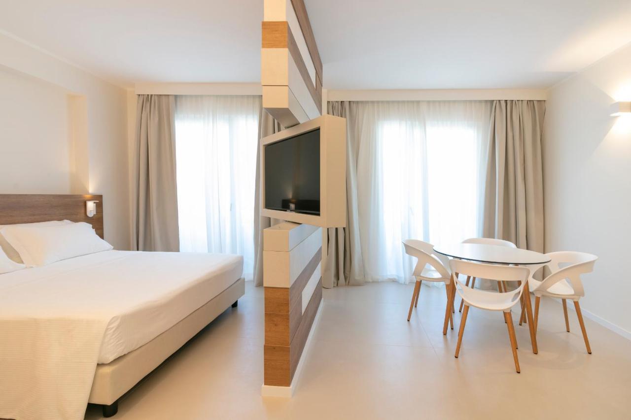 Hotel Mistral Termoli Bagian luar foto
